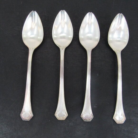 Reed & Barton Pompeian Greek Key & Scrollwork Design Dessert Fork Lot of 4 Vntg - Picture 1 of 12
